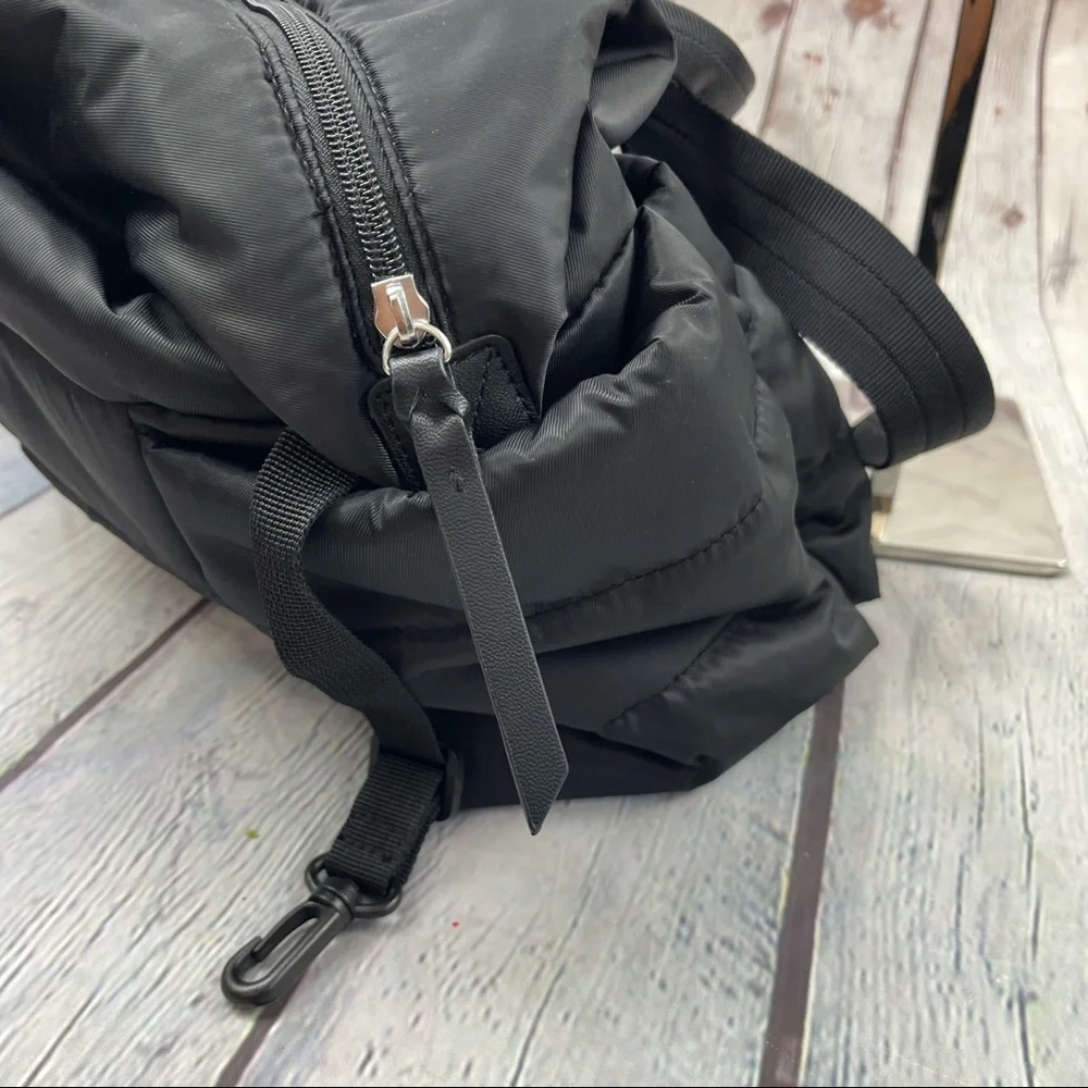 NWOT Skip Hop Black Riverside Diaper Satchel
